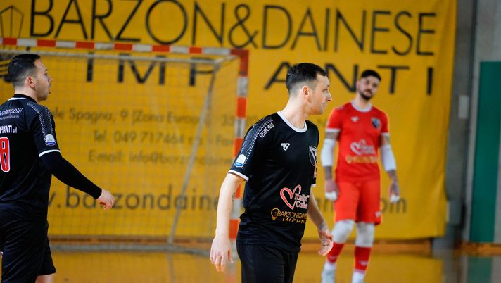 Olimpus Roma-Petrarca, bianconeri senza Fellipe Mello. In campo domani alle 16 Olimpus Roma-Petrarca, bianconeri senza Fellipe Mello. In campo domani alle 16 - immagine 1