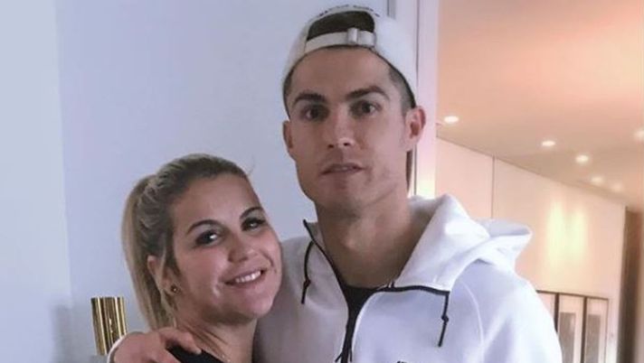 La sorella di Ronaldo: “Questi sono i valori di mio fratello. E mi piace Georgina” 