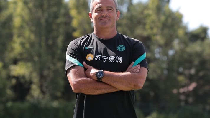 Farris (vice Inzaghi): “Vogliamo Inter ancora campione. Gli esterni del 3-5-2….” Farris (vice Inzaghi): “Vogliamo Inter ancora campione. Gli esterni del 3-5-2….”