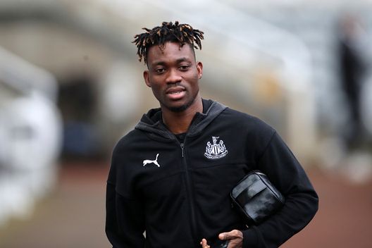Christian Atsu (Photo by Ian MacNicol/Getty Images) Atsu ok, il dramma di Montella: “L’hotel dove vivo divorato dalle fiamme”- immagine 2