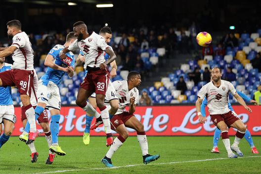 NAPLES, ITALY - FEBRUARY 29: Kostantinos Manolas of SSC Napoli scores the 1-0 goal during the Serie A match between SSC Napoli and Torino FC at Stadio San Paolo on February 29, 2020 in Naples, Italy. (Photo by Francesco Pecoraro/Getty Images) NAPLES, ITALY - FEBRUARY 29: Kostantinos Manolas of SSC Napoli scores the 1-0 goal during the Serie A match between SSC Napoli and Torino FC at Stadio San Paolo on February 29, 2020 in Naples, Italy. (Photo by Francesco Pecoraro/Getty Images)