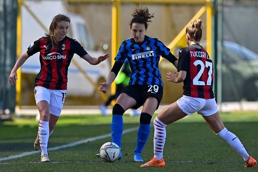 (Photo by Mattia Ozbot/Inter via Getty Images) (Photo by Mattia Ozbot/Inter via Getty Images)