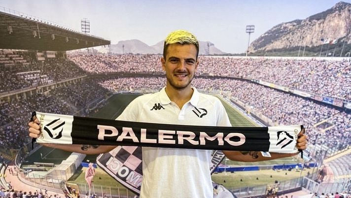 Palermo, Massolo sui social: “Felice e carico per questa nuova avventura” Palermo, Massolo sui social: “Felice e carico per questa nuova avventura”