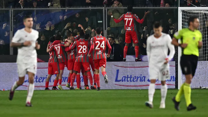 Clamoroso allo “Zini”: prima vittoria in A della Cremonese, Roma ancora KO - immagine 1