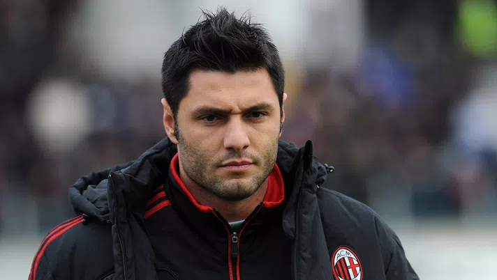 CAGLIARI, ITALY - FEBRUARY 10:  Marco Amelia of AC Milan looks on prior to the Serie A match between Cagliari Calcio and AC Milan at Stadio Is Arenas on February 10, 2013 in Cagliari, Italy.  (Photo by Valerio Pennicino/Getty Images)