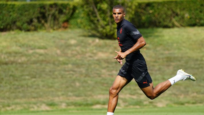 CAIRATE, ITALY - AUGUST 31: Malick Thiaw in action during an AC Milan at Milanello on August 31, 2022 in Cairate, Italy. (Photo by Pier Marco Tacca/AC Milan via Getty Images) CAIRATE, ITALY - AUGUST 31: Malick Thiaw in action during an AC Milan at Milanello on August 31, 2022 in Cairate, Italy. (Photo by Pier Marco Tacca/AC Milan via Getty Images)
