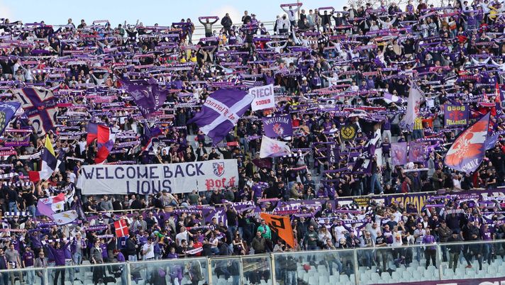 GERMOGLI PH: 19 FEBBRAIO 2022 FIRENZE STADIO ARTEMIO FRANCHI CAMPIONATO SERIE A TIM FIORENTINA VS ATALANTA NELLA FOTO TIOSI Tifosi, niente sold-out: il Franchi potrebbe essere pieno, ma non lo sarà - immagine 1