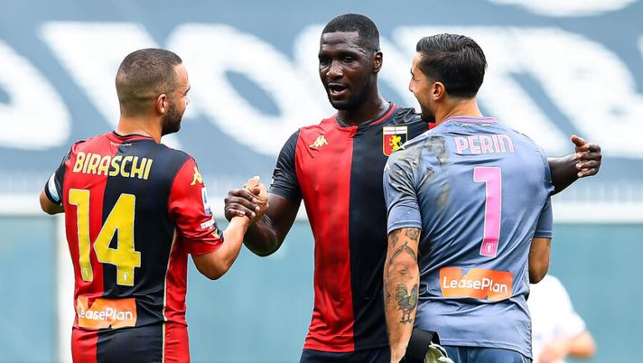 GENOA, ITALY - SEPTEMBER 20: (L-R) Davide Biraschi of Genoa, Cristian Zapata and Mattia Perin of Genoa celebrate after the Serie A match between Genoa CFC and Fc Crotone at Stadio Luigi Ferraris on September 20, 2020 in Genoa, Italy. (Photo by Paolo Rattini/Getty Images) GENOA, ITALY - SEPTEMBER 20: (L-R) Davide Biraschi of Genoa, Cristian Zapata and Mattia Perin of Genoa celebrate after the Serie A match between Genoa CFC and Fc Crotone at Stadio Luigi Ferraris on September 20, 2020 in Genoa, Italy. (Photo by Paolo Rattini/Getty Images)