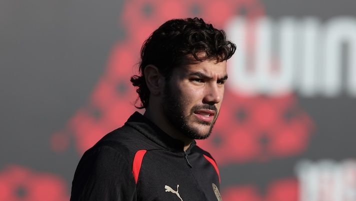 Theo Hernandez in ritiro con la Francia: il suo polpaccio sarà visitato in queste ore - immagine 1