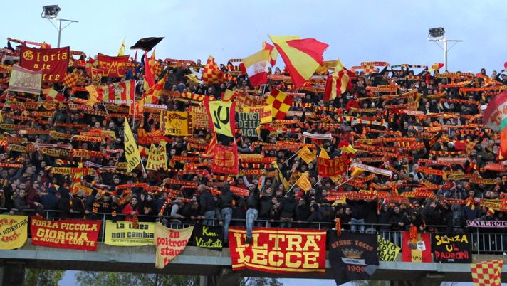 Lecce-Ascoli, Tabanelli: “Mai vista una vittoria così. Lotta promozione? Ci siamo…”  Lecce-Ascoli, Tabanelli: “Mai vista una vittoria così. Lotta promozione? Ci siamo…”