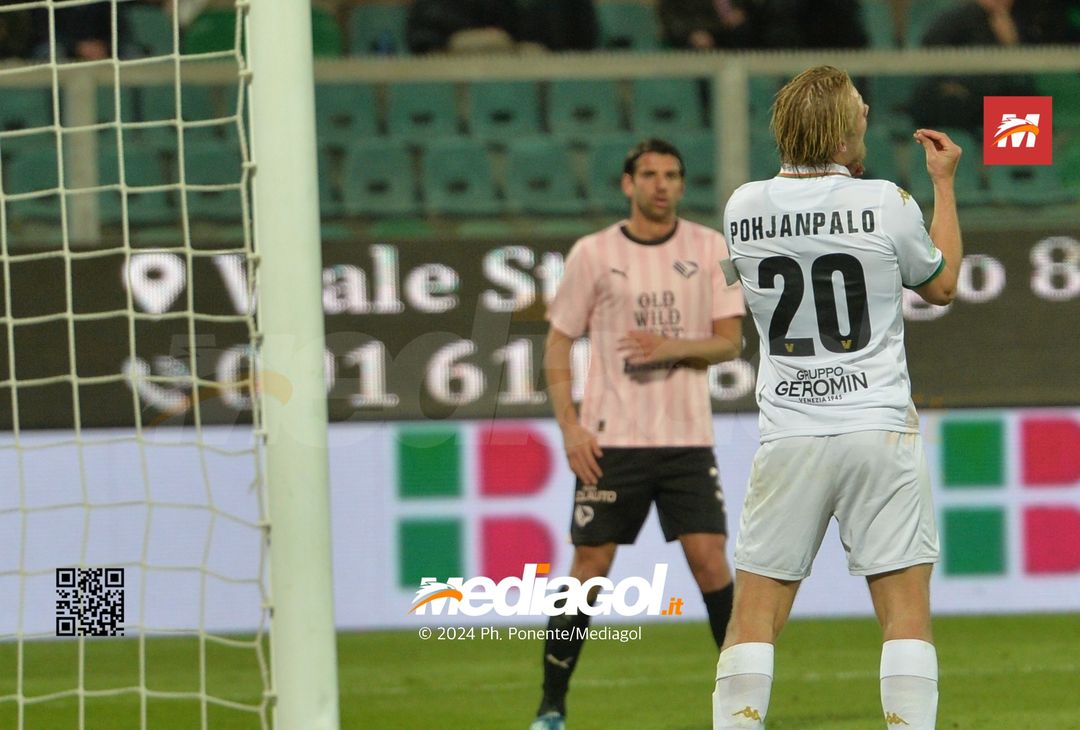 FOTO Palermo-Venezia 0-3, 30ª giornata Serie B 2023-2024 (GALLERY) - immagine 18