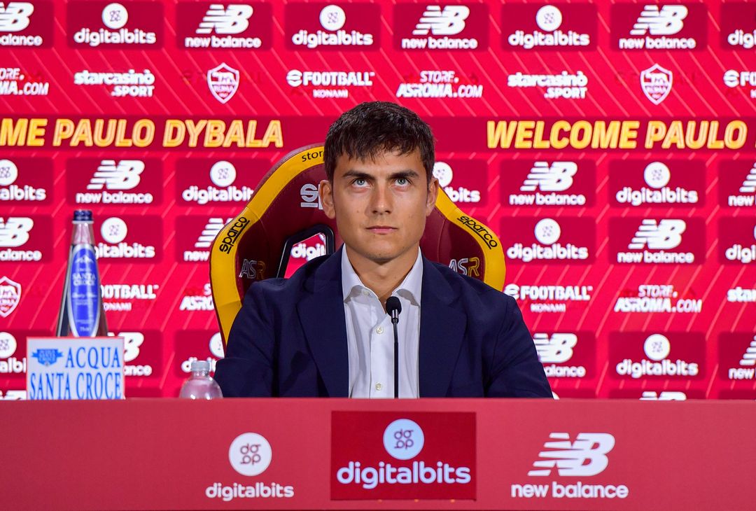 La conferenza stampa di presentazione di Dybala – FOTO GALLERY - immagine 3