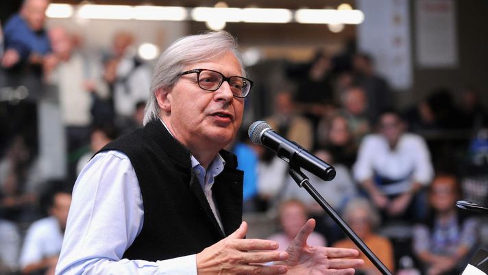 Sgarbi: “San Siro non verrà abbattuto. Nel 2024 scatterà il vincolo automatico” - immagine 1