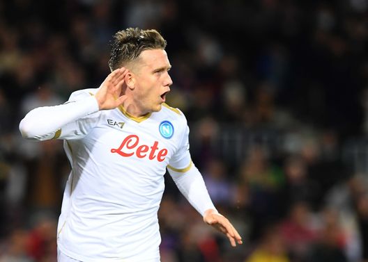 zielinski (Photo by SSC NAPOLI/SSC NAPOLI via Getty Images) Renica: “Zielinski sotto pressione non si esprime al meglio ma non lo venderei mai”- immagine 2
