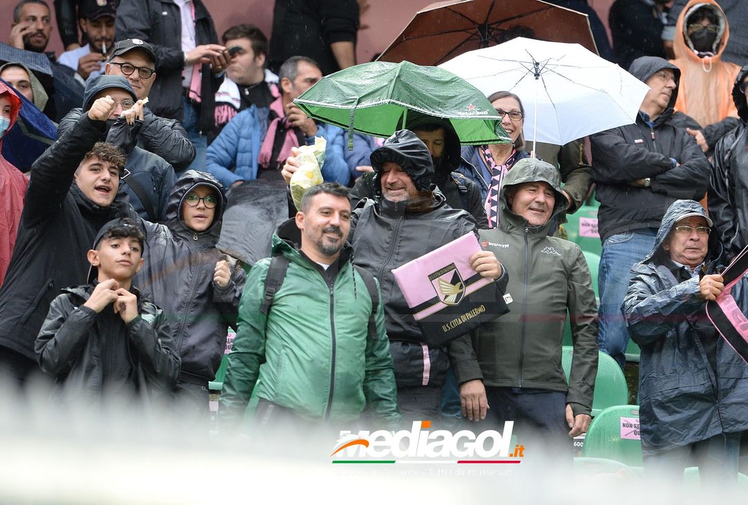 FOTO, i tifosi allo stadio per Palermo – Avellino 1-1 (Gallery) - immagine 26