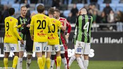 Petardi al derby di Stoccolma: mirati contro la curva avversaria!