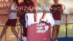Ritiro Austria, i tifosi affollano il Cuore Sole Village. Gervinho e Uçan firmano autografi – FOTO