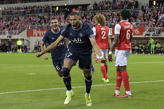 (Getty Images) PSG, ufficiali: Mbappé ha firmato fino al 2025. Laliga denuncerà club all’Uefa- immagine 2