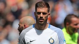 Mercato Inter, Santon: stamattina le visite con la Roma. Monchi ieri all’aeroporto per…