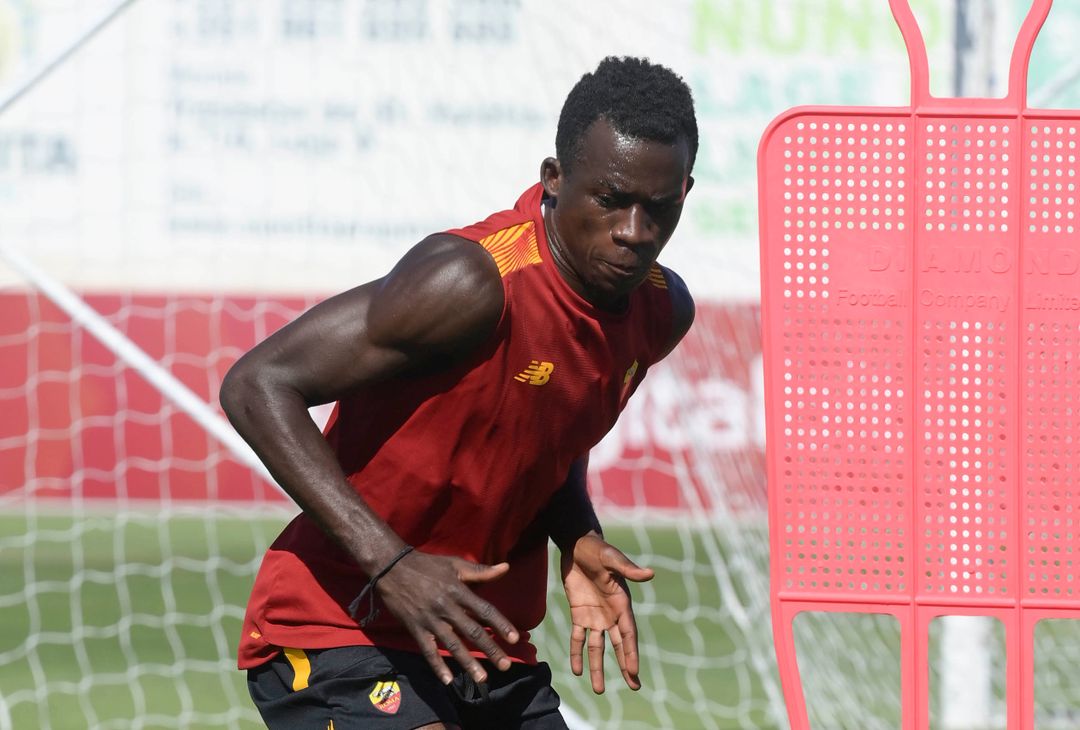 Ritiro Roma, allenamento pomeridiano: primo in gruppo per Dybala – FOTO GALLERY - immagine 23