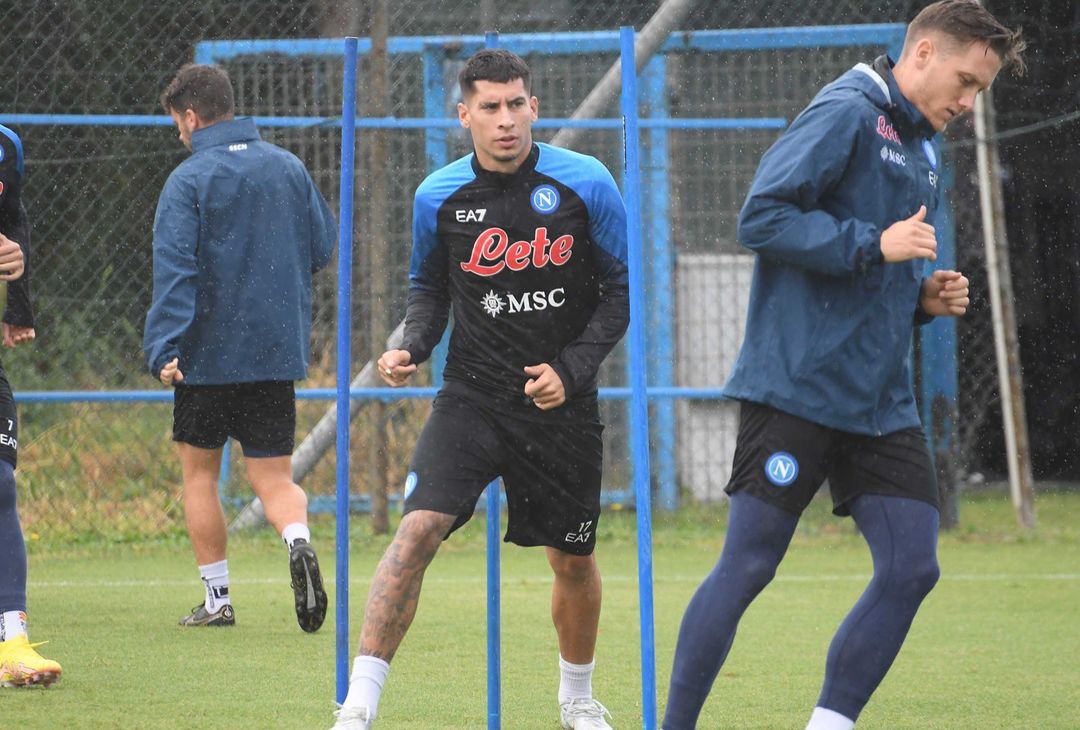 FOTO Scatti dall’allenamento mattutino al Konami Training Center di Castel Volturno - immagine 2