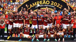 E Vidal fuma il sigaro! Il Flamengo si gode il trionfo nel derby brasiliano in finale
