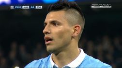VIDEO / Aguero, che fai? Come Ibra all’andata. Ma questo rigore è osceno