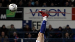 Quei due gol in rovesciata annullati ingiustamente che segnano la storia del calcio (video)