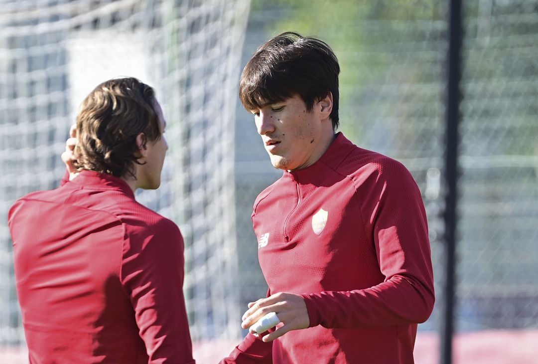 Trigoria: El Shaarawy sorride, Abraham concentrato – FOTO GALLERY - immagine 12