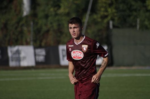 Simone Potop, qui con la maglia del Torino Primavera (credits: toronews.net) Simone Potop, qui con la maglia del Torino Primavera (credits: toronews.net)