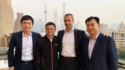 Zhang-Ceferin-Jack Ma, una foto “politica”. Tuttosport: “Suning non pone limiti ai sogni e…”