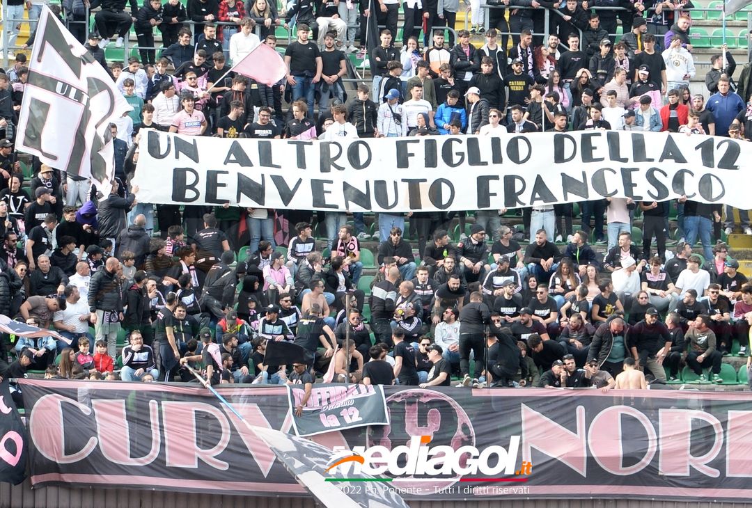 FOTO, i tifosi allo stadio per Palermo – Fidelis Andria 1-1 (Gallery) - immagine 22