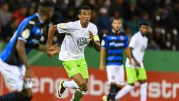 SM – Inter, Luiz Gustavo prima scelta ma occhio alla Juve: riaperti i contatti con il Wolfsburg