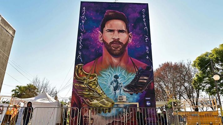 Rosario, i murales di Messi sulla sua scuola: Cintia “Un giorno volevano marinare ma…” Rosario, i murales di Messi sulla sua scuola: Cintia “Un giorno volevano marinare ma…”