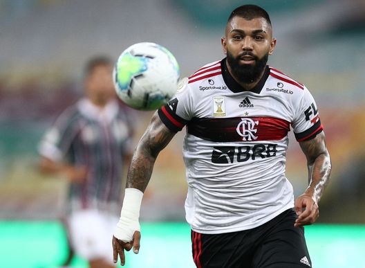 RIO DE JANEIRO, BRAZIL - SEPTEMBER 09: Gabriel Barbosa of Flamengo controls the ball during a match between Fluminense and Flamengo as part of 2020 Brasileirao Series A at Maracana Stadium on September 09, 2020 in Rio de Janeiro, Brazil. (Photo by Buda Mendes/Getty Images) RIO DE JANEIRO, BRAZIL - SEPTEMBER 09: Gabriel Barbosa of Flamengo controls the ball during a match between Fluminense and Flamengo as part of 2020 Brasileirao Series A at Maracana Stadium on September 09, 2020 in Rio de Janeiro, Brazil. (Photo by Buda Mendes/Getty Images)