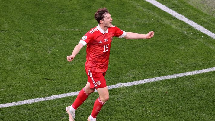 SAINT PETERSBURG, RUSSIA - JUNE 16: Aleksei Miranchuk of Russia celebrates after scoring their side's first goal during the UEFA Euro 2020 Championship Group B match between Finland and Russia at Saint Petersburg Stadium on June 16, 2021 in Saint Petersburg, Russia. (Photo by Anton Vaganov - Pool/Getty Images) SAINT PETERSBURG, RUSSIA - JUNE 16: Aleksei Miranchuk of Russia celebrates after scoring their side's first goal during the UEFA Euro 2020 Championship Group B match between Finland and Russia at Saint Petersburg Stadium on June 16, 2021 in Saint Petersburg, Russia. (Photo by Anton Vaganov - Pool/Getty Images)