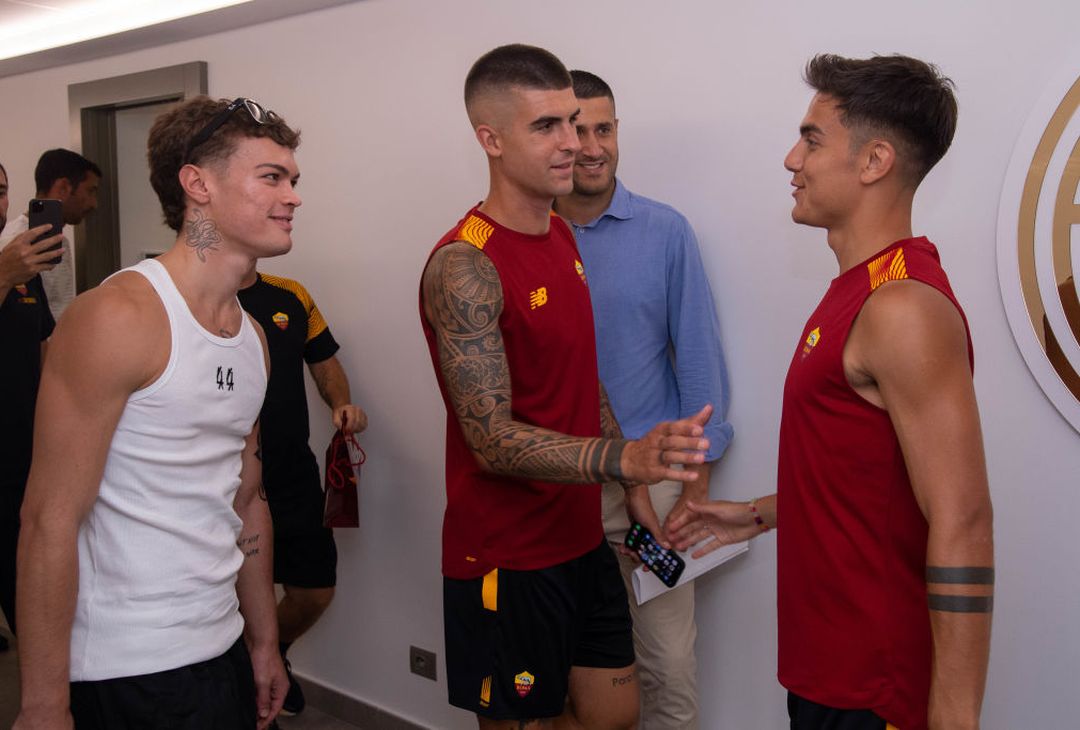 La visita di Blanco a Trigoria – FOTO GALLERY - immagine 9