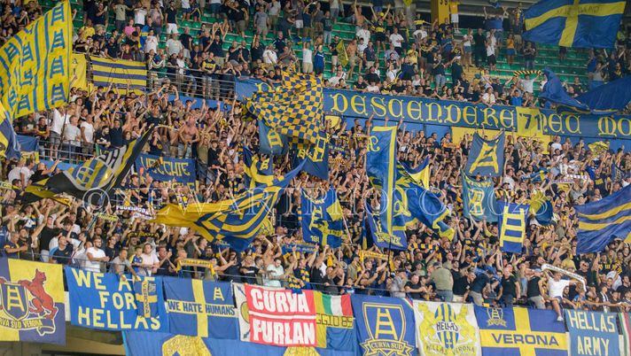 Abbonamenti, passione Hellas: chiusa la campagna a quota 12.826 Abbonamenti, passione Hellas: chiusa la campagna a quota 12.826 - immagine 1