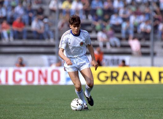 Zvonimir Boban of Yugoslavia U21 in action 1990. (Photo by Alessandro Sabattini/Getty Images)