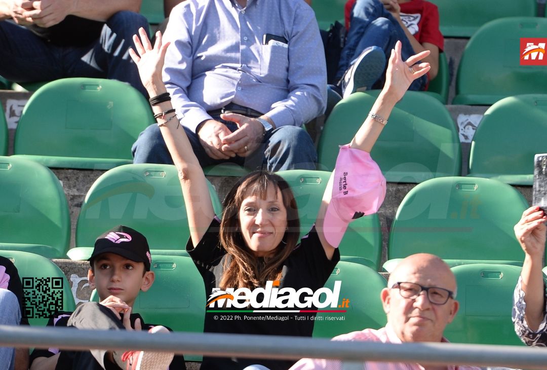 FOTOTIFO Palermo-Cittadella 0-0, i tifosi allo Stadio “Renzo Barbera” (Gallery) - immagine 28