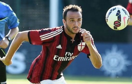 Giampaolo Pazzini in azione, fonte foto Matteo Gribaudi/Image Sport Giampaolo Pazzini in azione, fonte foto Matteo Gribaudi/Image Sport