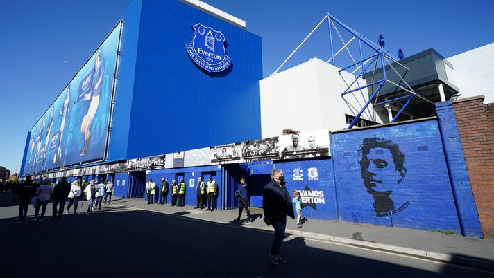 LIVERPOOL, ENGLAND - MAY 19: General view outside of the stadium ahead of the Premier League match between Everton and Wolverhampton Wanderers at Goodison Park on May 19, 2021 in Liverpool, England. A limited number of fans will be allowed into Premier League stadiums as Coronavirus restrictions begin to ease in the UK following the COVID-19 pandemic. (Photo by Jon Super - Pool/Getty Images) LIVERPOOL, ENGLAND - MAY 19: General view outside of the stadium ahead of the Premier League match between Everton and Wolverhampton Wanderers at Goodison Park on May 19, 2021 in Liverpool, England. A limited number of fans will be allowed into Premier League stadiums as Coronavirus restrictions begin to ease in the UK following the COVID-19 pandemic. (Photo by Jon Super - Pool/Getty Images)