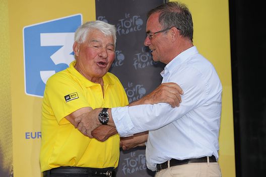 Raymond Poulidor e Bernard Hinault (Photo by Chris Graythen/Getty Images) Raymond Poulidor e Bernard Hinault (Photo by Chris Graythen/Getty Images)