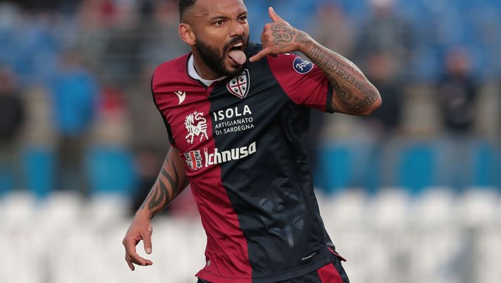 BRESCIA, ITALY - JANUARY 19:  Joao Pedro of Cagliari Calcio celebrates his second goal during the Serie A match between Brescia Calcio and Cagliari Calcio at Stadio Mario Rigamonti on January 19, 2020 in Brescia, Italy.  (Photo by Emilio Andreoli/Getty Images) 