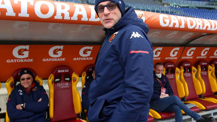 ROME, ITALY - MARCH 07: Davide Ballardini, head coach of Genoa reacts prior to the Serie A match between AS Roma and Genoa CFC at Stadio Olimpico on March 07, 2021 in Rome, Italy. Sporting stadiums around Italy remain under strict restrictions due to the Coronavirus Pandemic as Government social distancing laws prohibit fans inside venues resulting in games being played behind closed doors. (Photo by Paolo Bruno/Getty Images) ROME, ITALY - MARCH 07: Davide Ballardini, head coach of Genoa reacts prior to the Serie A match between AS Roma and Genoa CFC at Stadio Olimpico on March 07, 2021 in Rome, Italy. Sporting stadiums around Italy remain under strict restrictions due to the Coronavirus Pandemic as Government social distancing laws prohibit fans inside venues resulting in games being played behind closed doors. (Photo by Paolo Bruno/Getty Images)