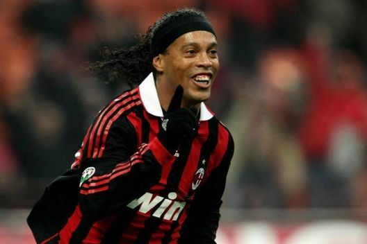Ronaldinho, ex giocatore del Milan (Fonte: comunquemilan.it) Ronaldinho, ex giocatore del Milan (Fonte: comunquemilan.it)
