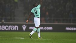 Coronavirus, la rivelazione di Lukaku: “A gennaio all’Inter eravamo tutti con tosse e febbre. Contro il Cagliari io e Skriniar stavamo svenendo”