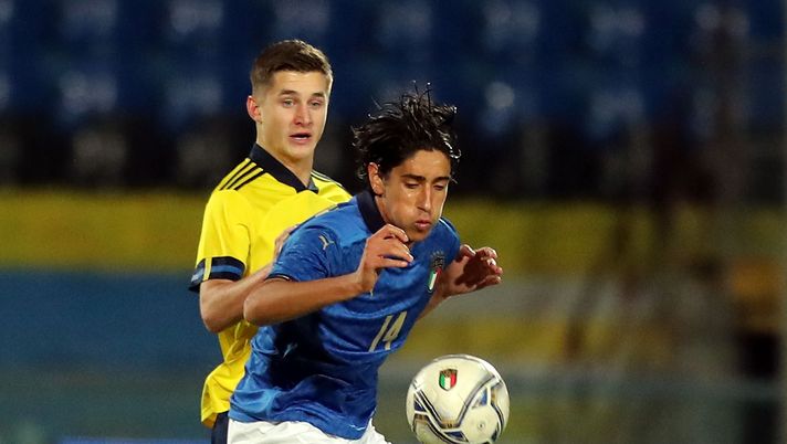PISA, ITALY - NOVEMBER 18: Youssef Maleh of Italy U21 in action during the UEFA Euro Under 21 Qualifier match between Italy U21 and Sweden U21 at Arena Garibaldi on November 18, 2020 in Pisa, Italy. (Photo by Gabriele Maltinti/Getty Images) PISA, ITALY - NOVEMBER 18: Youssef Maleh of Italy U21 in action during the UEFA Euro Under 21 Qualifier match between Italy U21 and Sweden U21 at Arena Garibaldi on November 18, 2020 in Pisa, Italy. (Photo by Gabriele Maltinti/Getty Images)