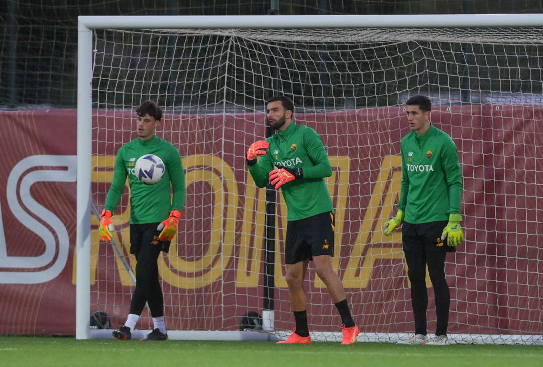 Trigoria, l’allenamento di rifinitura della Roma in vista del derby – FOTO GALLERY - immagine 22