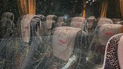Catanzaro, agguato aI pullman del Palermo con caschi e bastoni. Spaccato un vetro